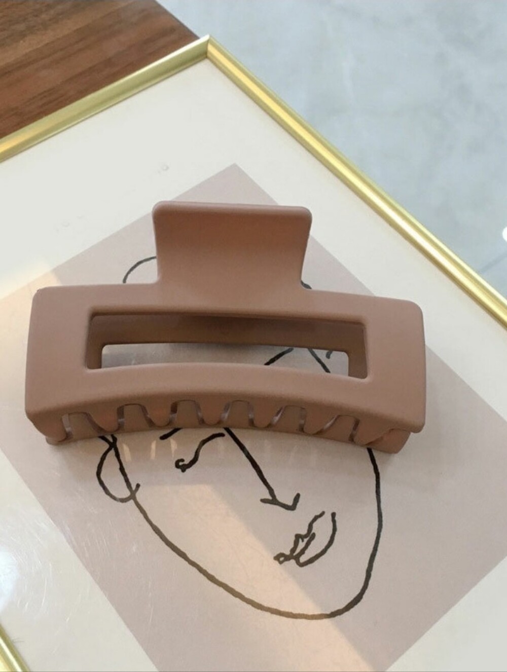 Matte Hair Claw Clip for Unisex - Stylish Grip Rectangle Frosted Hair Clip